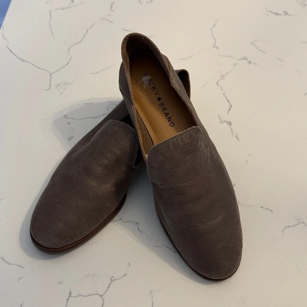 Lucky Brand taupe loafers